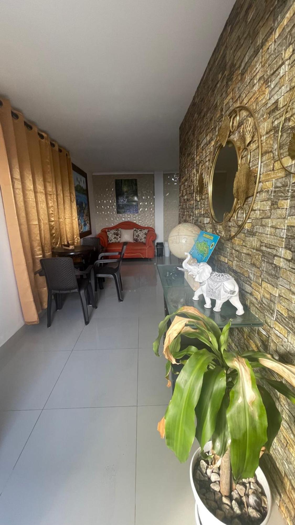 Sea Life Apartamentos En Via Principal Centro Y San Luis San Andrés Buitenkant foto