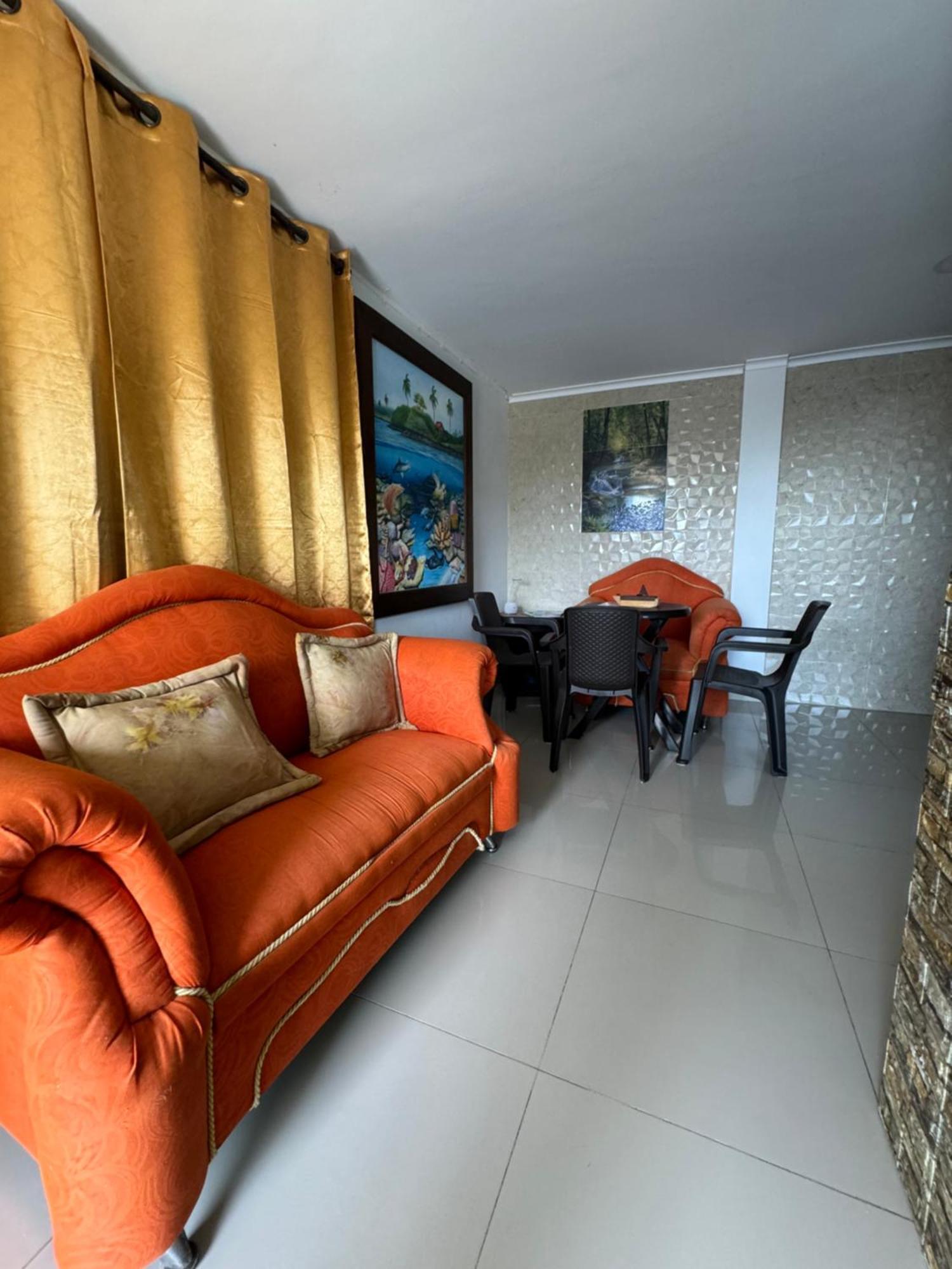 Sea Life Apartamentos En Via Principal Centro Y San Luis San Andrés Buitenkant foto